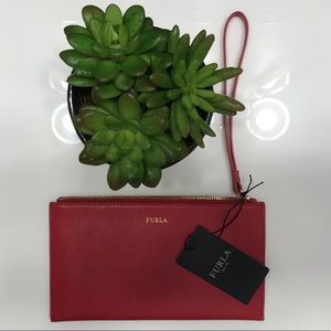 FURLA ITALIA XL SAFFIANO LEATHER CLUTCH WRISTLET